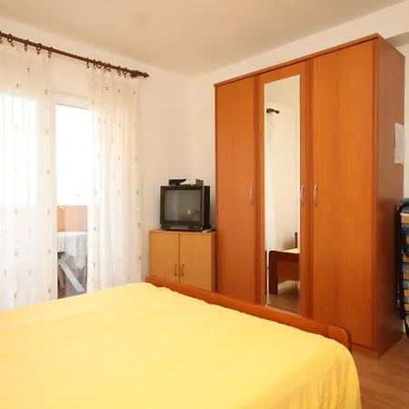 Appartamento With A Parking Space - 7994 Cres
