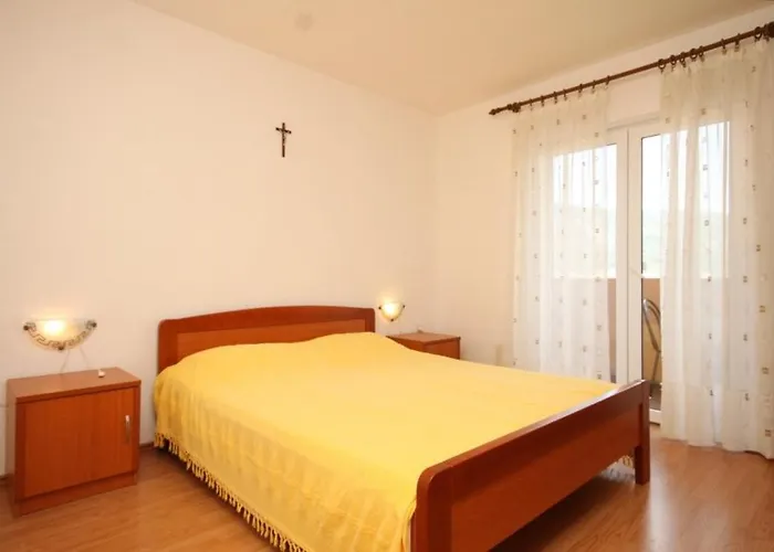 With A Parking Space - 7994 Apartamento